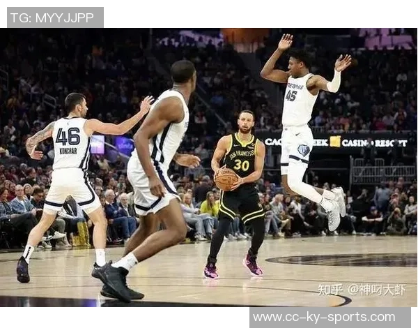 科尔确认继续小阵容首发追梦将担任中锋位置不变