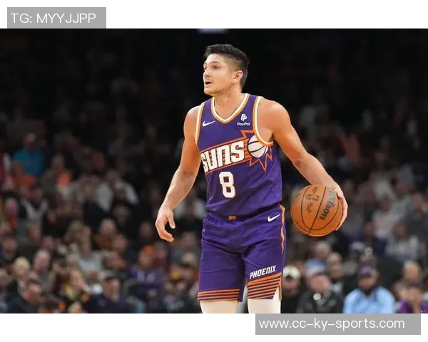 格雷森阿伦遭遇鼻部撞击流血伤势虽重但已无大碍恢复良好 格雷森阿伦遭遇鼻部撞击流血伤势虽重但已无大碍恢复良好